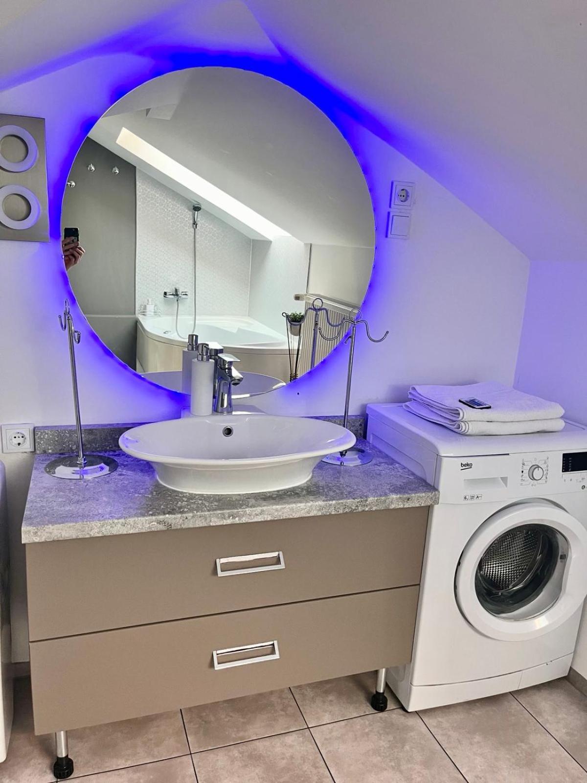 Chill Apartman Budakalasz Ngoại thất bức ảnh